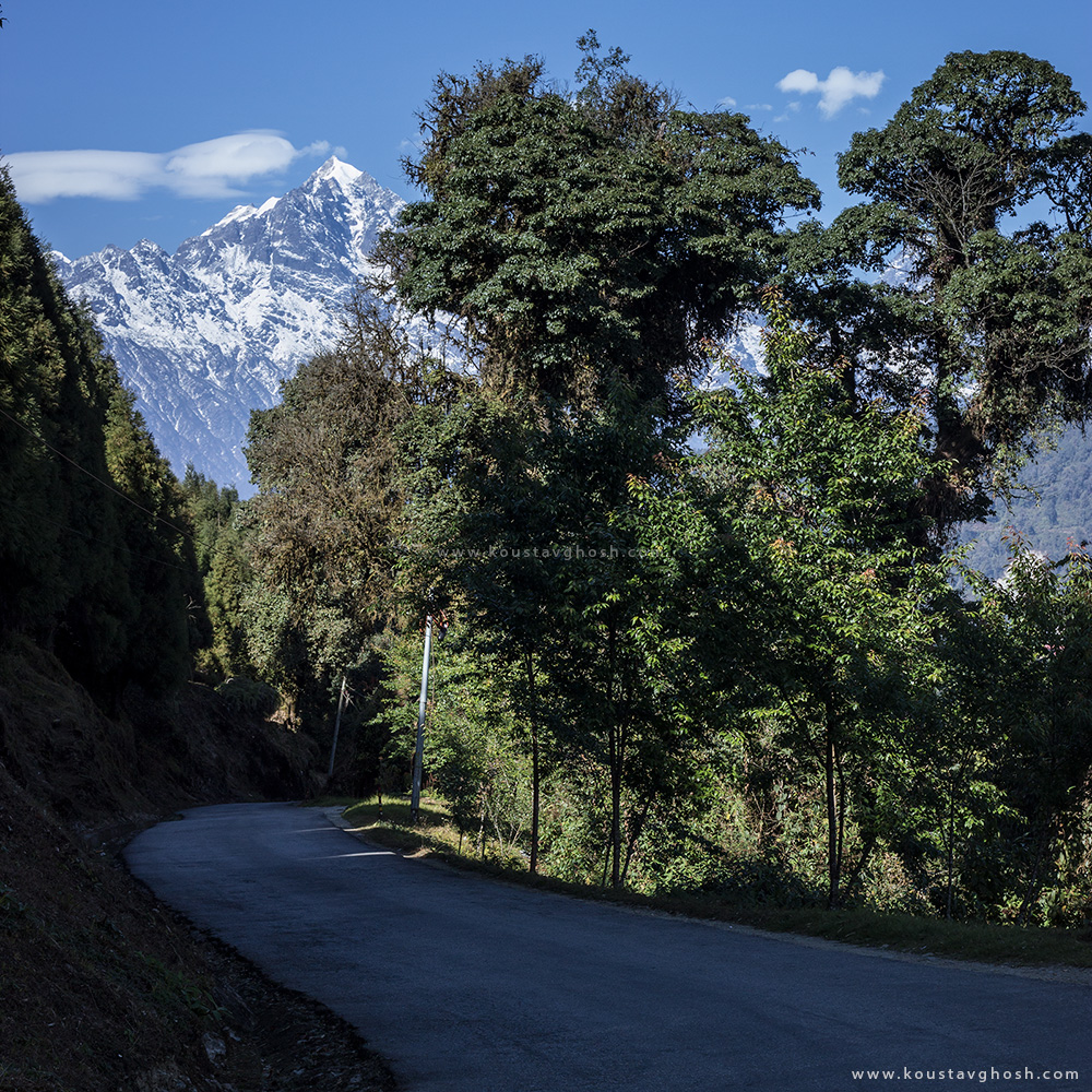 You will always able to view Kanchenjunga in the background.